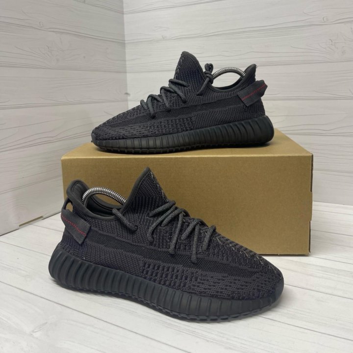 Кроссовки Adidas Yeezy Boost 350