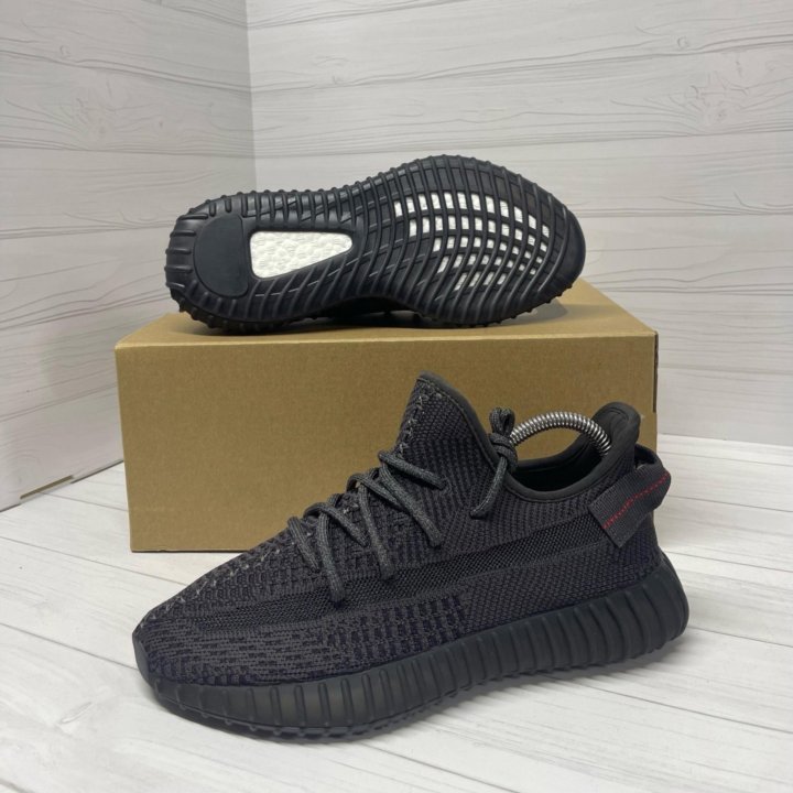 Кроссовки Adidas Yeezy Boost 350