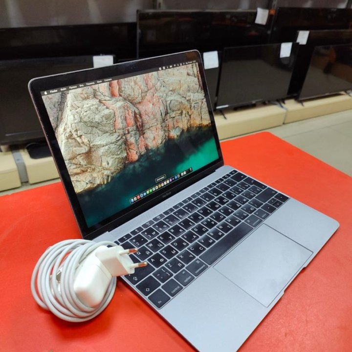 Ноутбук MacBook Early 12 (2016, Retina)