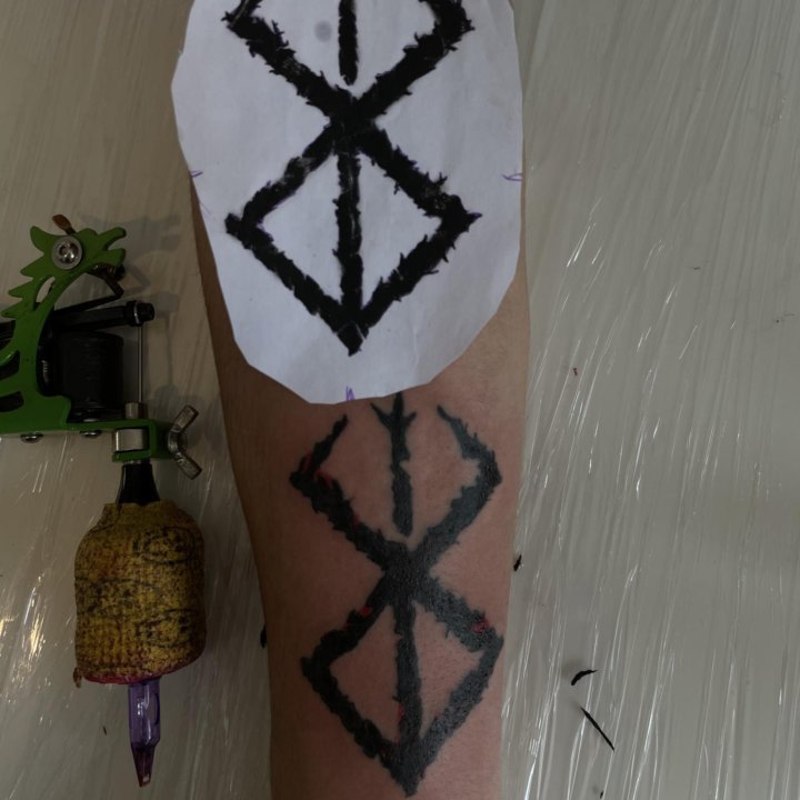 Тату мастер