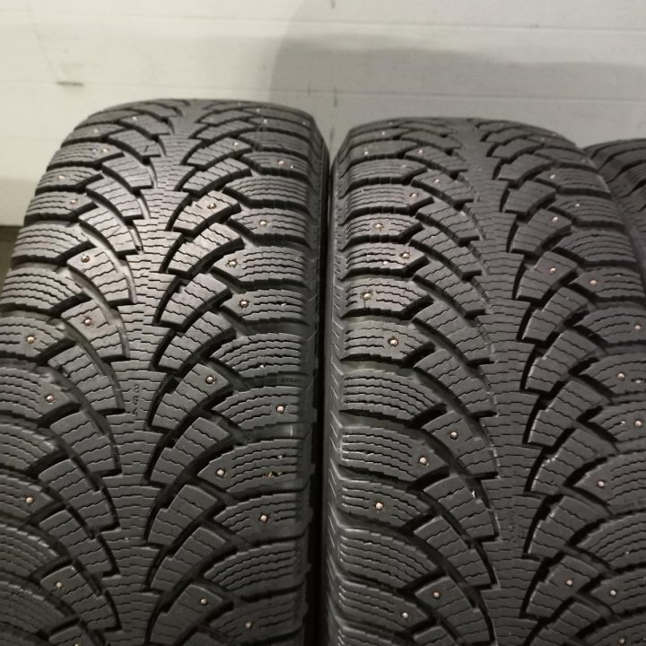 255/60R18 Nokian Hakkapeliitta Sport Utility(7498)