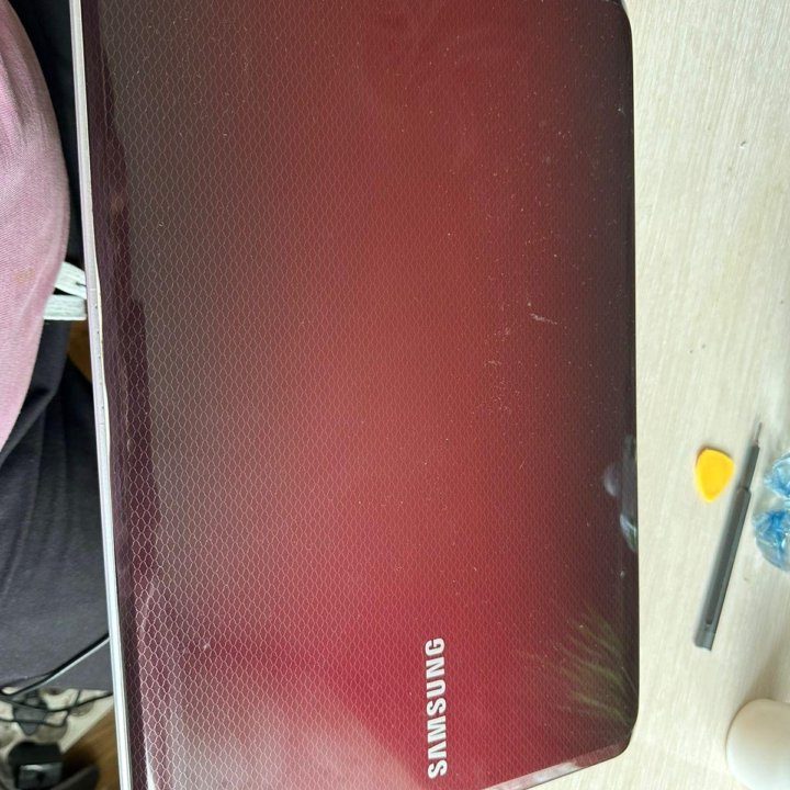 SAMSUNG NP-R530, 6gb ОЗУ, CORE I3 350m, GeForce 31