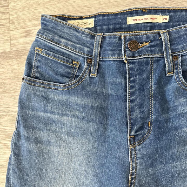 Джинсы levis 721 high rise skinny синие