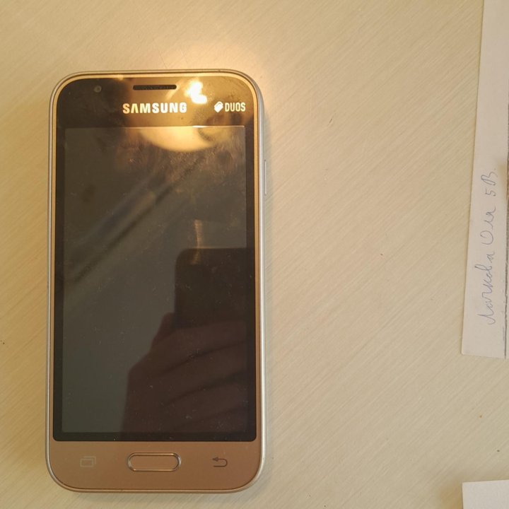 Телефон Samsung galaxy A3