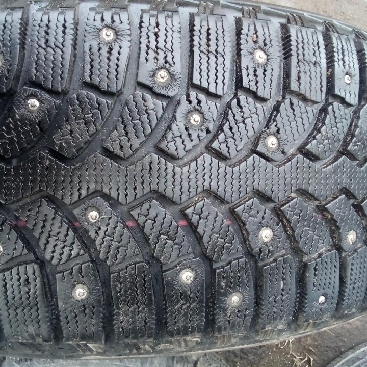 225 55 18 Bridgestone Blizzak Spike 01