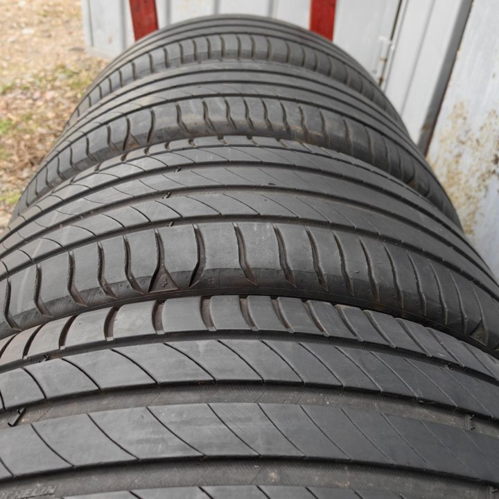 Комплект Michelin Primacy 4 225/40 R18