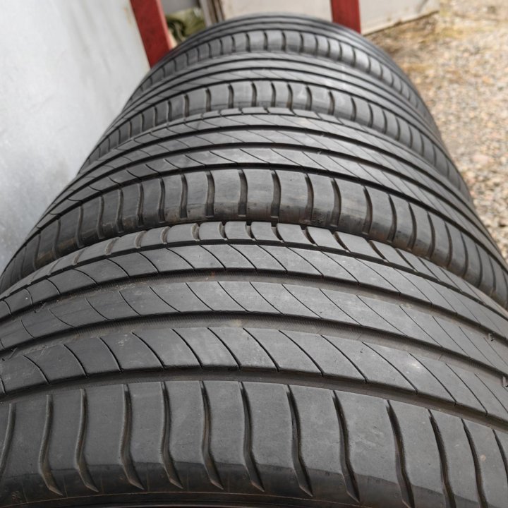 Комплект Michelin Primacy 4 225/40 R18