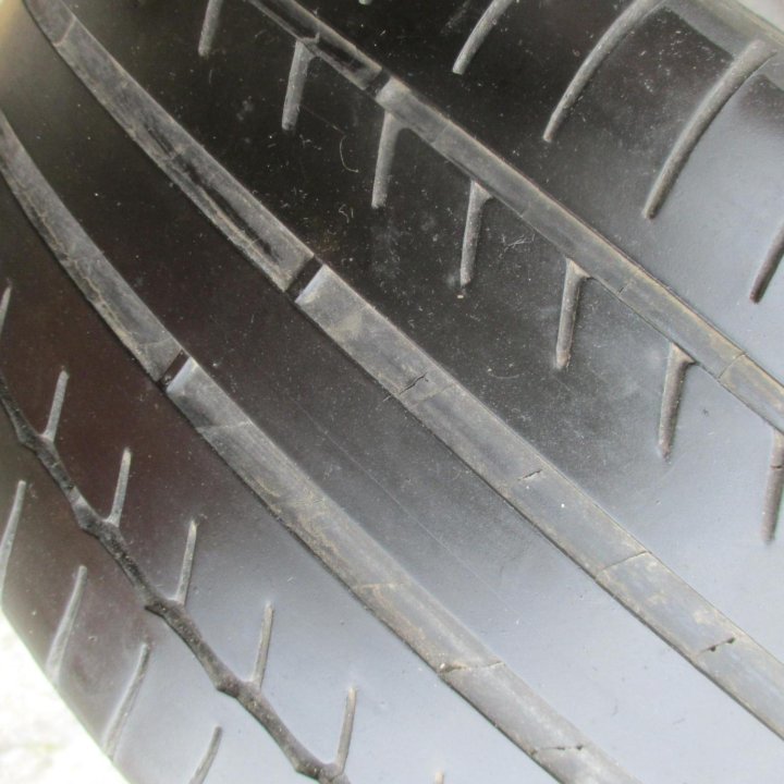 4шт 215 \ 55 R16 Michelin