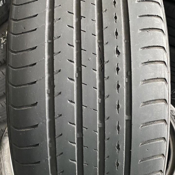 CrossLeader PRTech DSU02 235/40 R19☀️