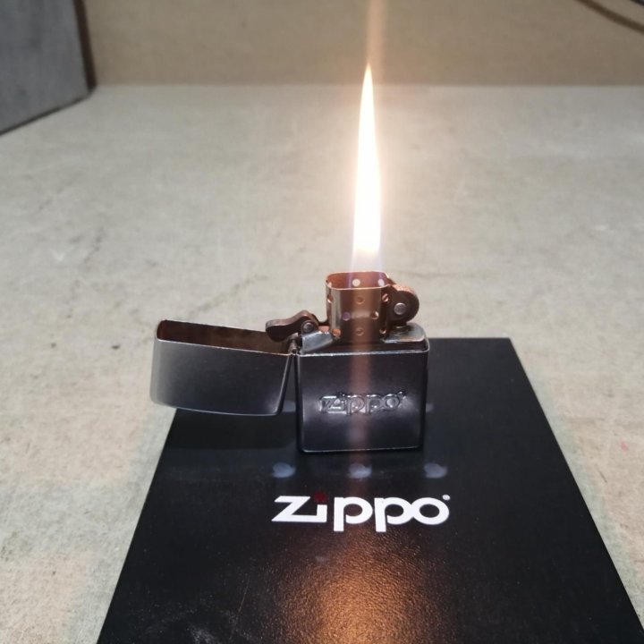 Зажигалка Zippo