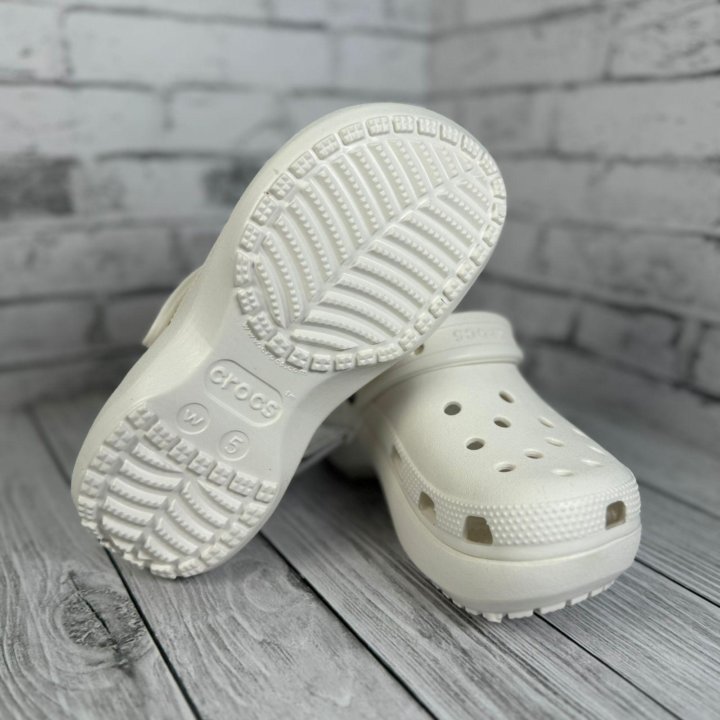 Crocs женские