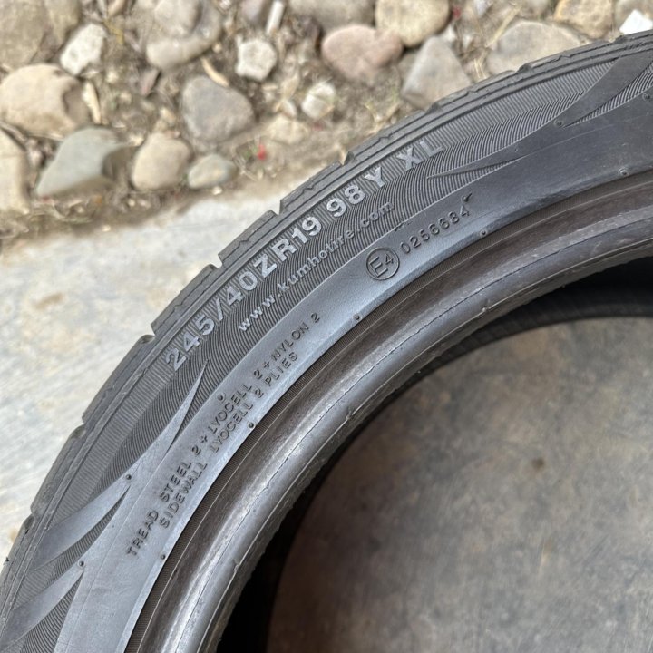 Шины Kumho Ecsta LE Sport 245/40 R19