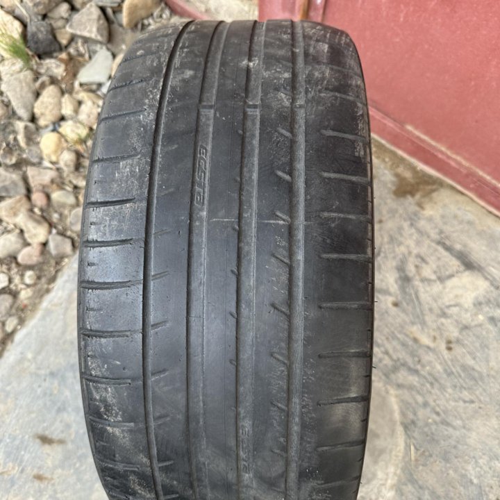 Шины Kumho Ecsta LE Sport 245/40 R19