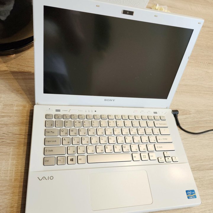 Sony Vaio, core i3, 8gb, SSD, 13