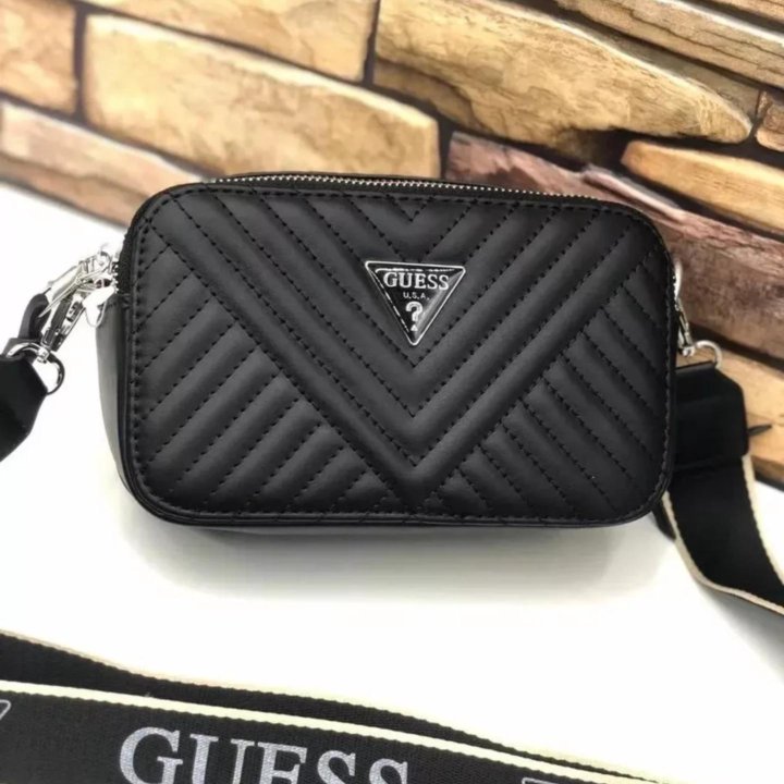 Сумка новая Guess