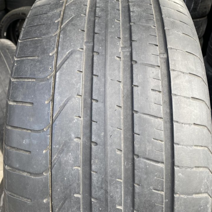 295/40 R21 Pirelli PZero