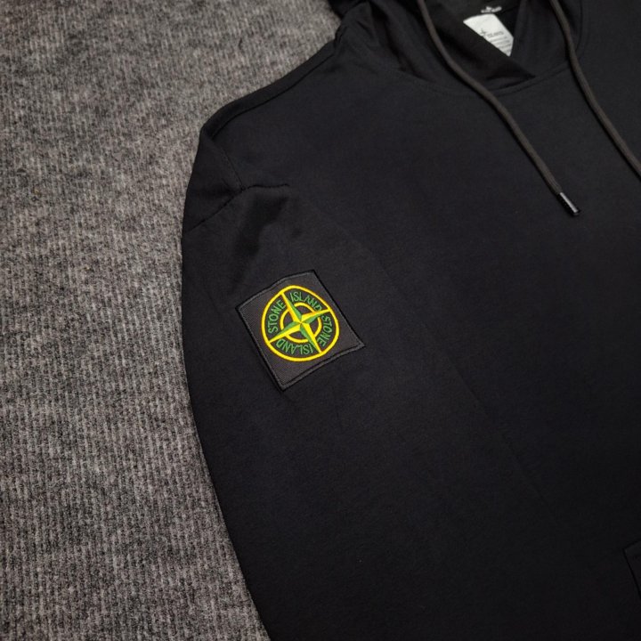 Толстовки stone island