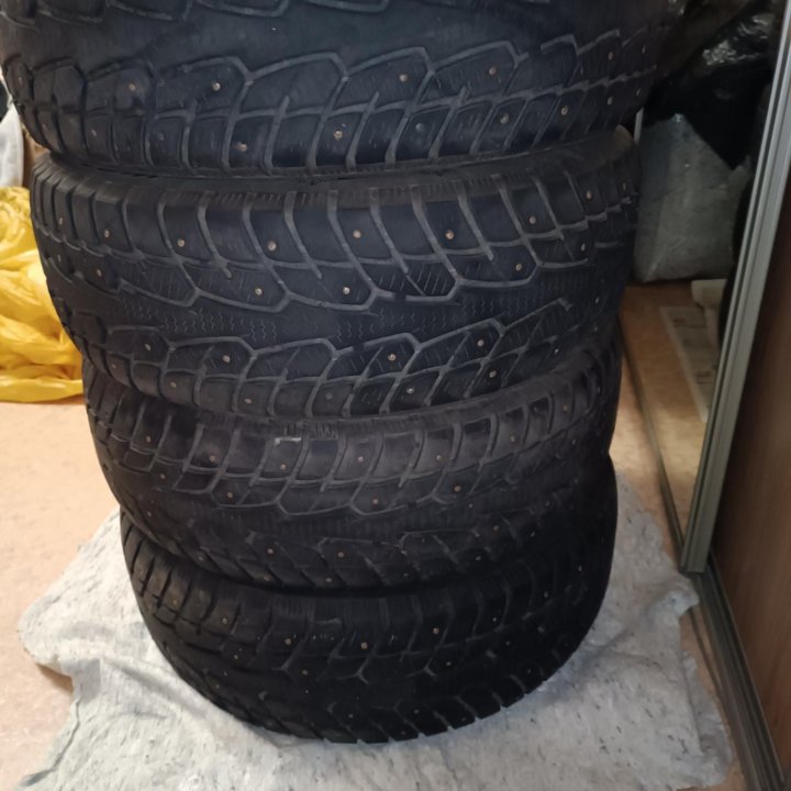 Ecovision W-686 215/60 R16