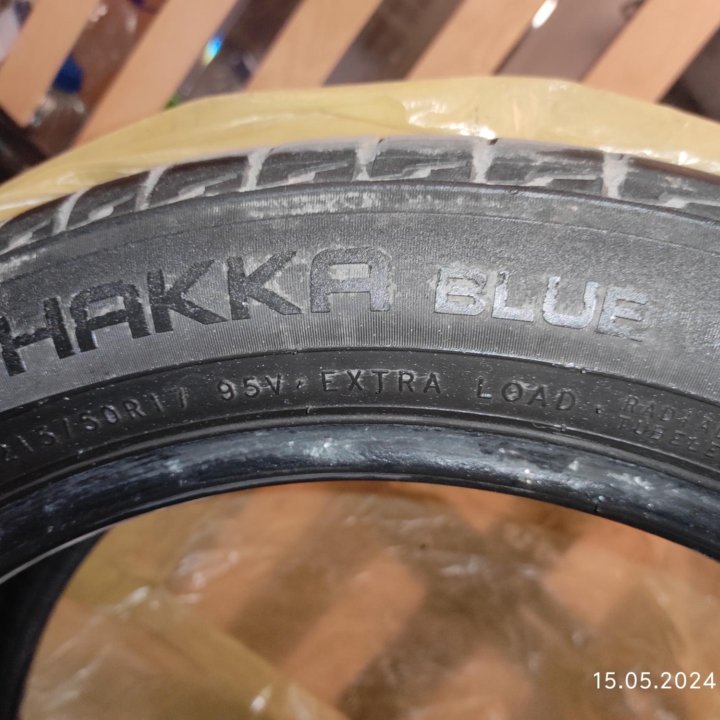 Nokian Tyres Hakka Blue 215/50 R17 95V