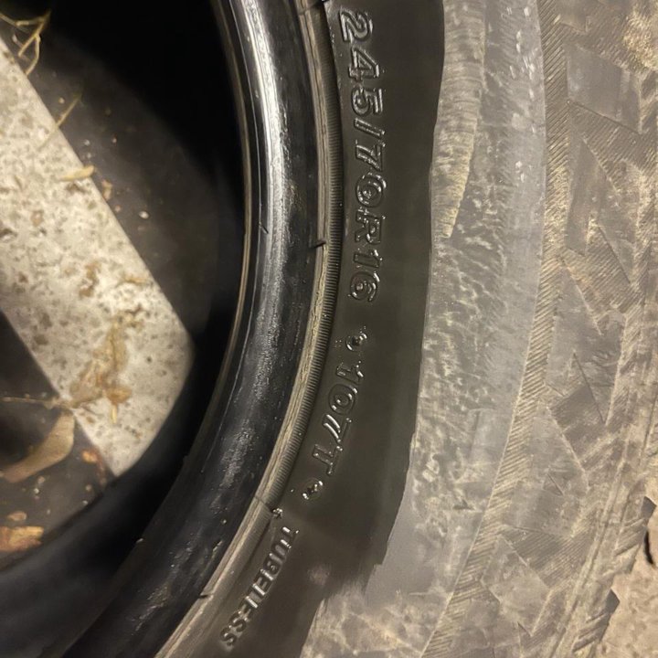 Резина зимняя Bridgestone 245/70 R16