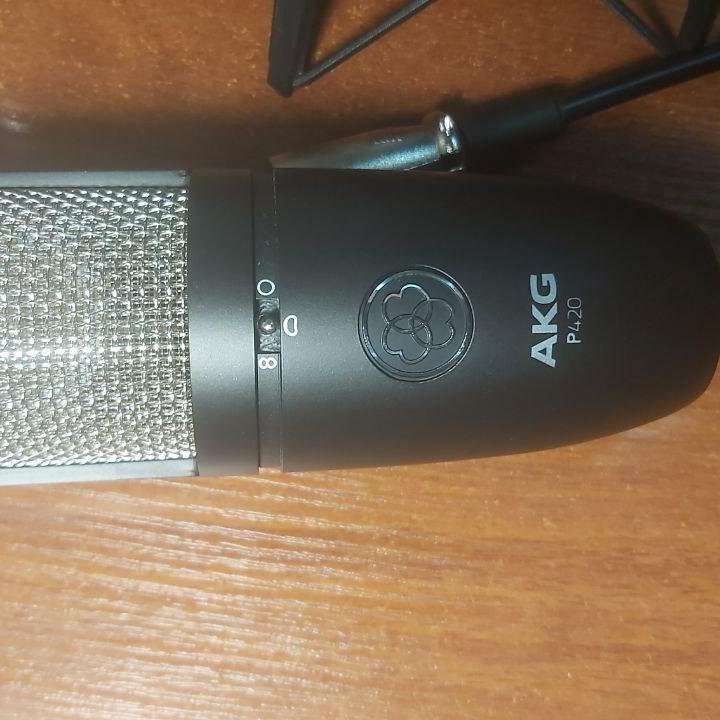 AKG P420 и PF80 микрофон и поп-фильтр