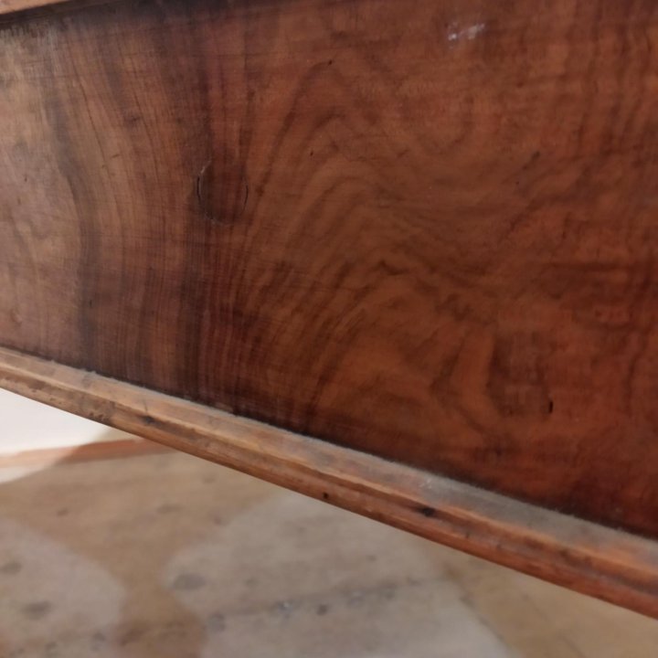 Стол антиквариат