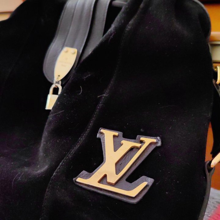 Louis Vuitton сумка замшевая