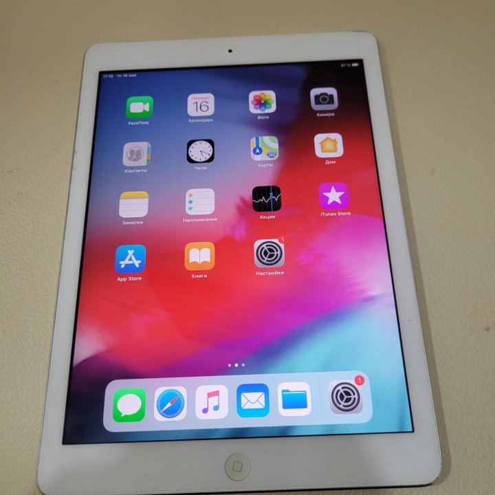 iPad Air 32Gb c симкой