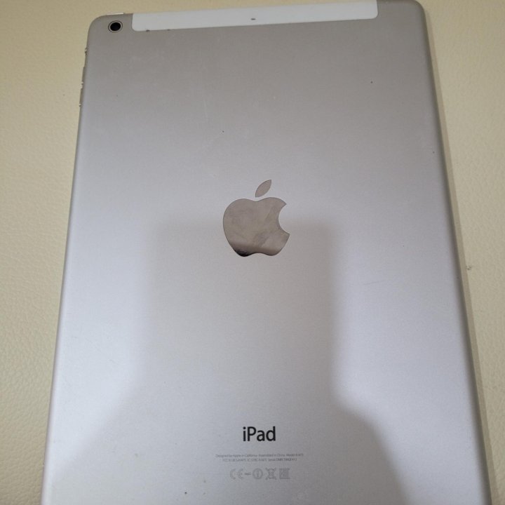 iPad Air 32Gb c симкой