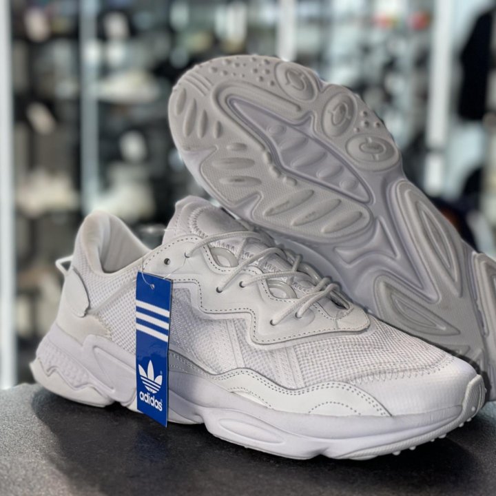 Кроссовки Adidas Ozweego