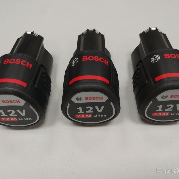 Bosch аккумулятор 12V 2A.