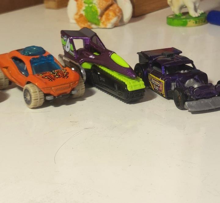 Машинки Hot wheels