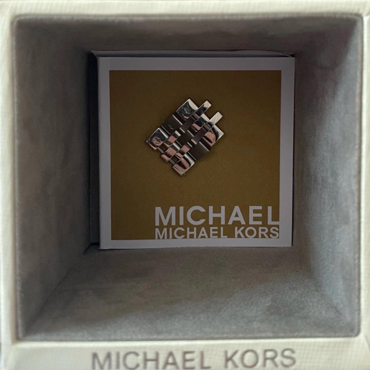 Часы Michael Kors