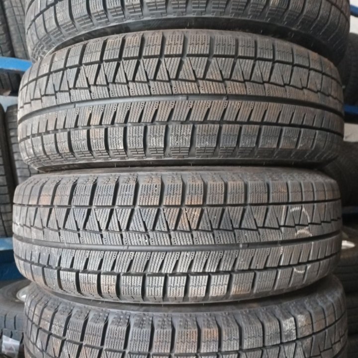 Всесезонные шины Bridgestone 185-65R15