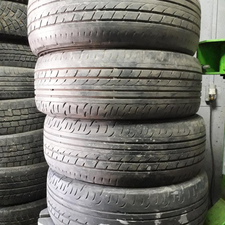 Комплект шин Dunlop 215 65 R15