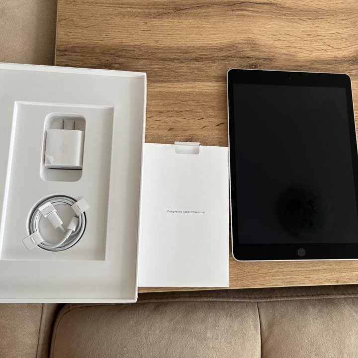 Планшет Apple iPad 10.2 2021, 256 ГБ, серебристый