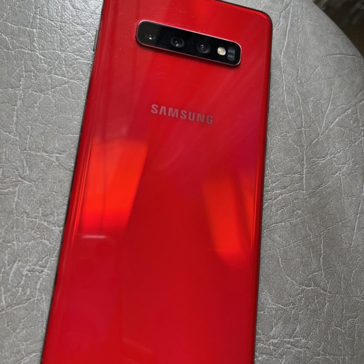 Samsung Galaxy S10 plus