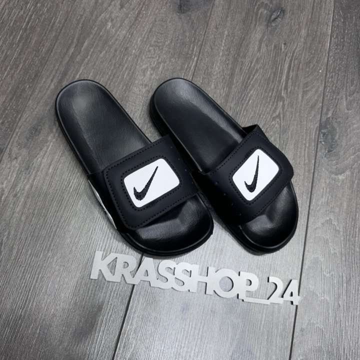 Сланцы Nike