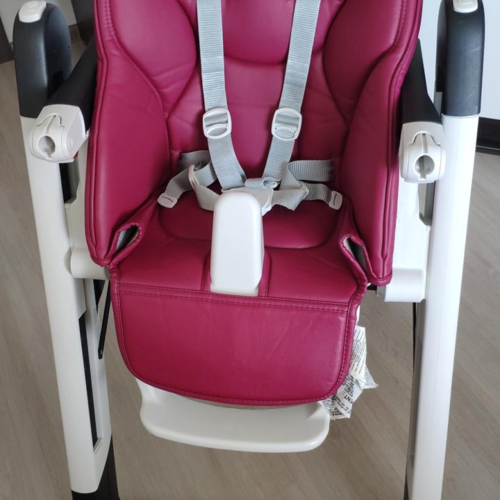 Стульчик для кормления Peg Perego Siesta Follow Me