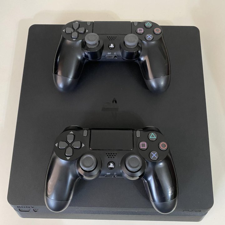 PlayStation 4 slim