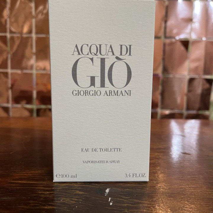 Мужская туалетная вода Giorgio Armani