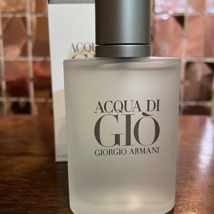 Мужская туалетная вода Giorgio Armani