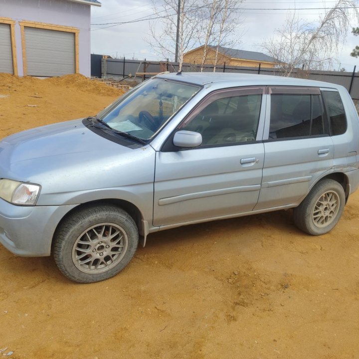 Mazda Demio, 2001