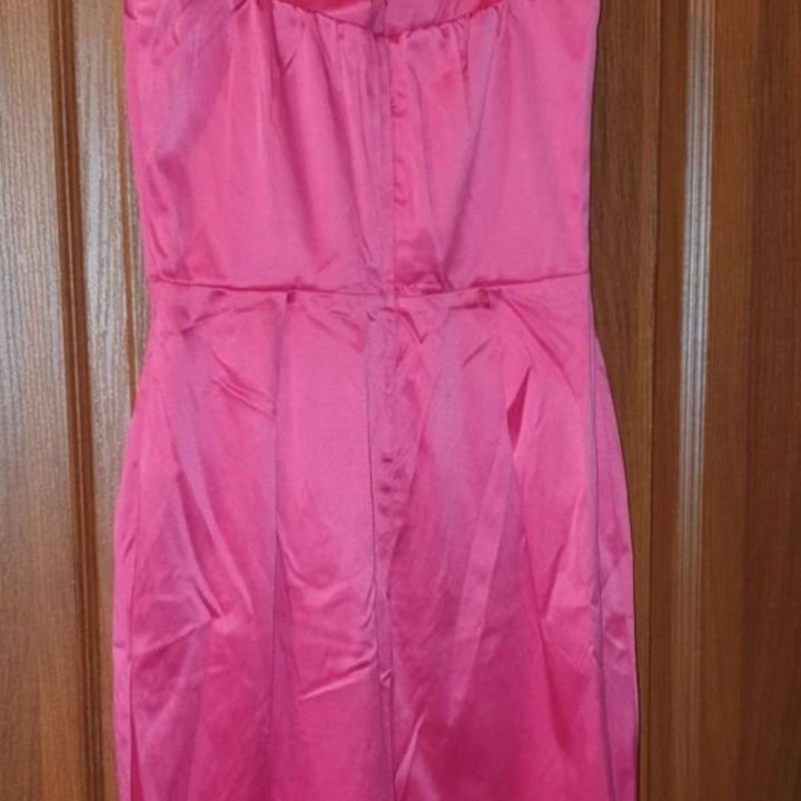 Платье вечернее