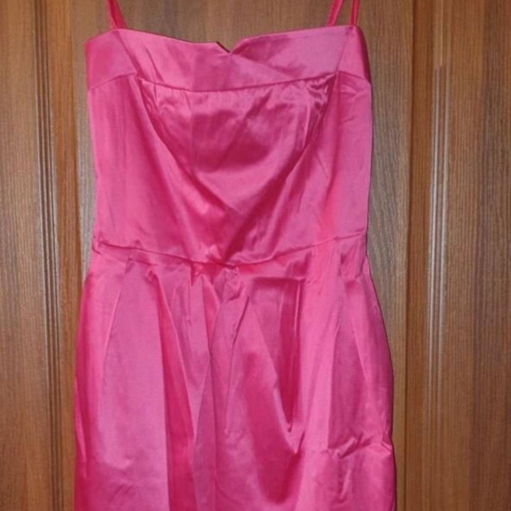 Платье вечернее