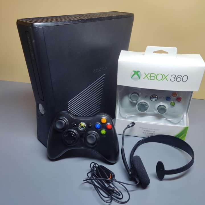 Xbox 360 250Gb+2 джоя+43 игры