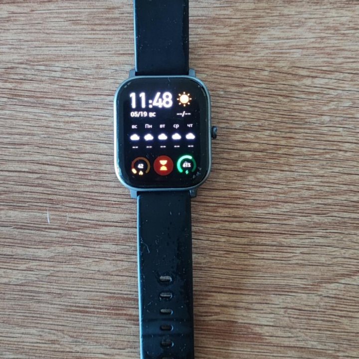 Amazfit GTS, умные часы