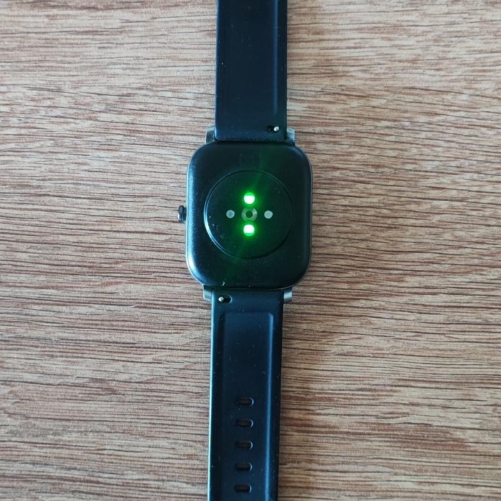 Amazfit GTS, умные часы