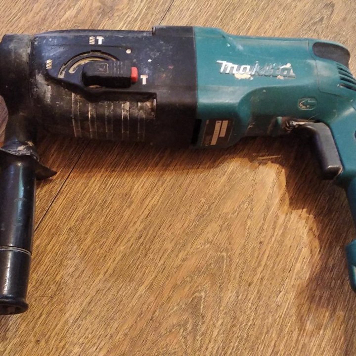 Перфоратор Makita HR 2450