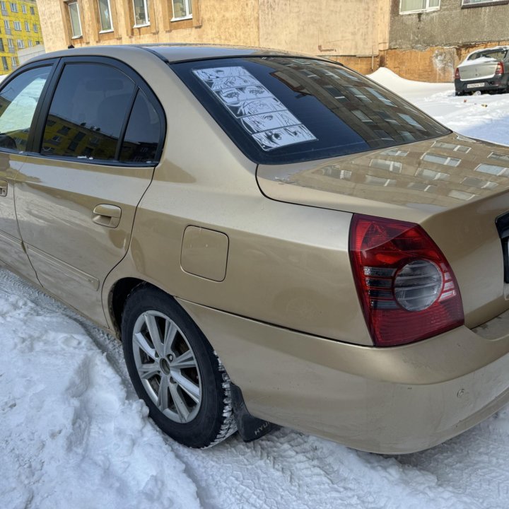 Hyundai Elantra, 2004